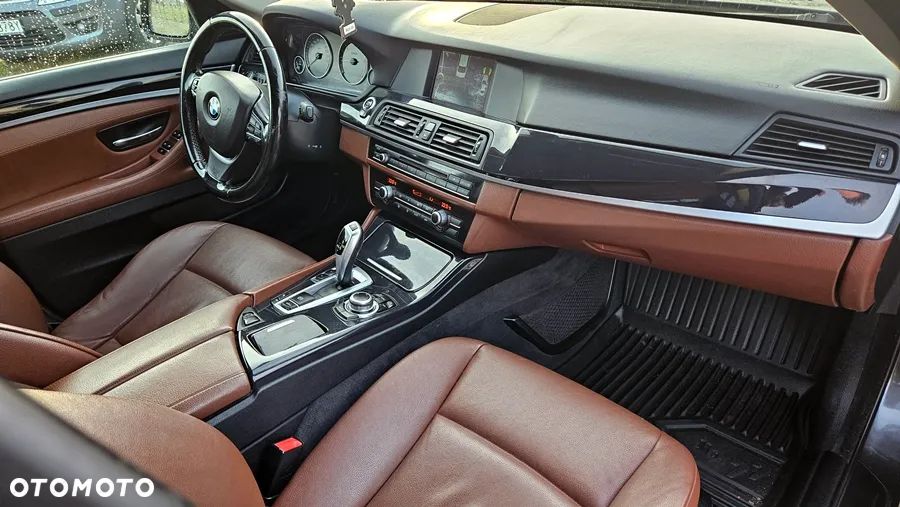 BMW Seria 5 520d Modern Line - 11