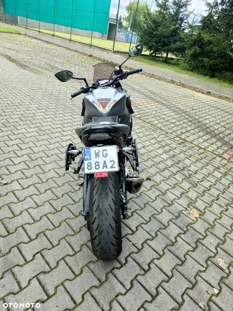 Suzuki GSX 1000 - 9