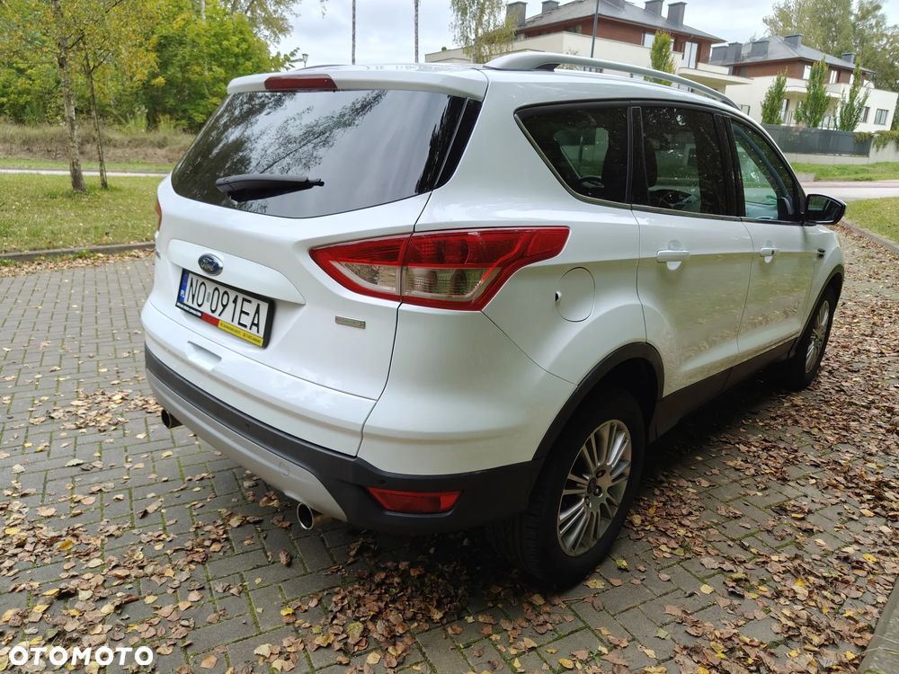 Ford Kuga 1.6 EcoBoost 2x4 Titanium - 13