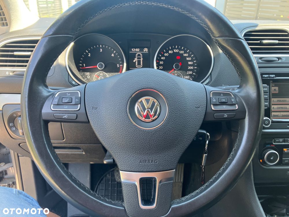 Volkswagen Golf 1.6 TDI DPF Highline - 18