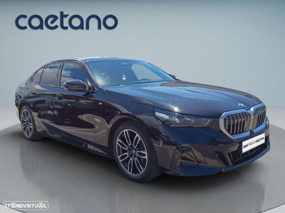 BMW 530 e Pack Desportivo M - 10