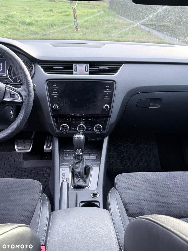 Skoda Octavia 2.0 TDI 4x4 RS DSG - 8
