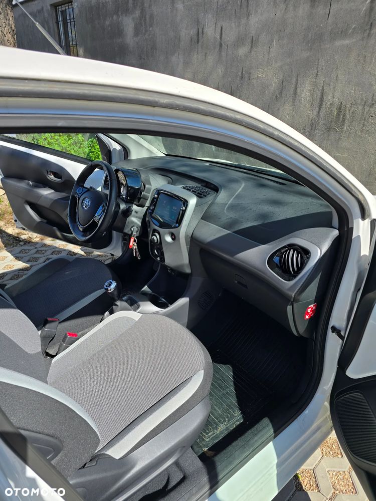 Toyota Aygo - 14