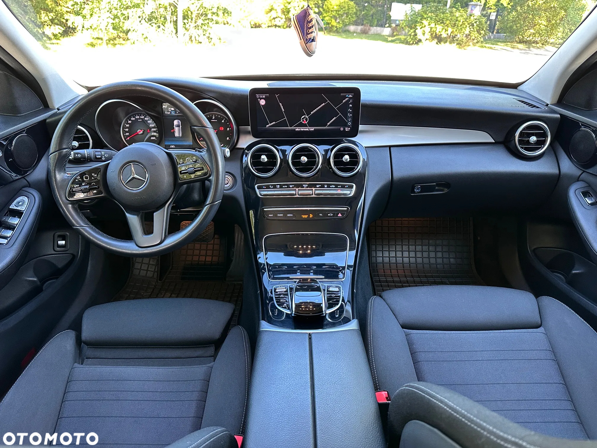 Mercedes-Benz Klasa C 300 de 9G-TRONIC - 26