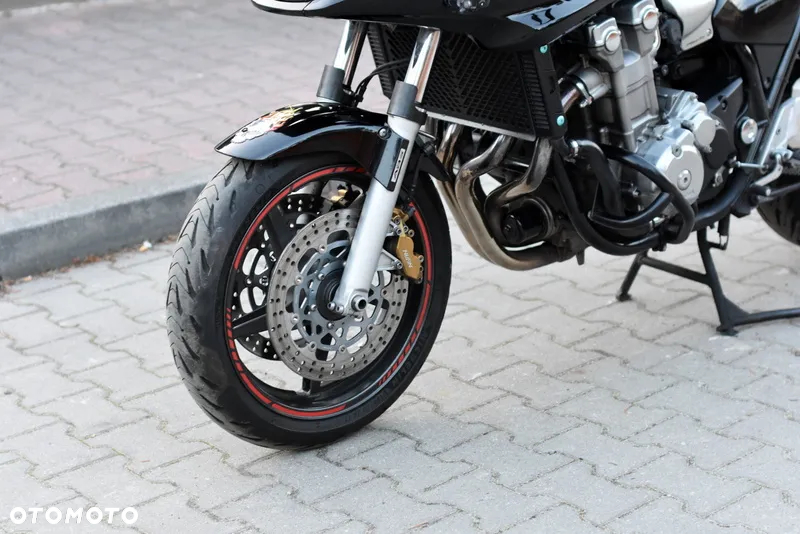 Honda CB - 24