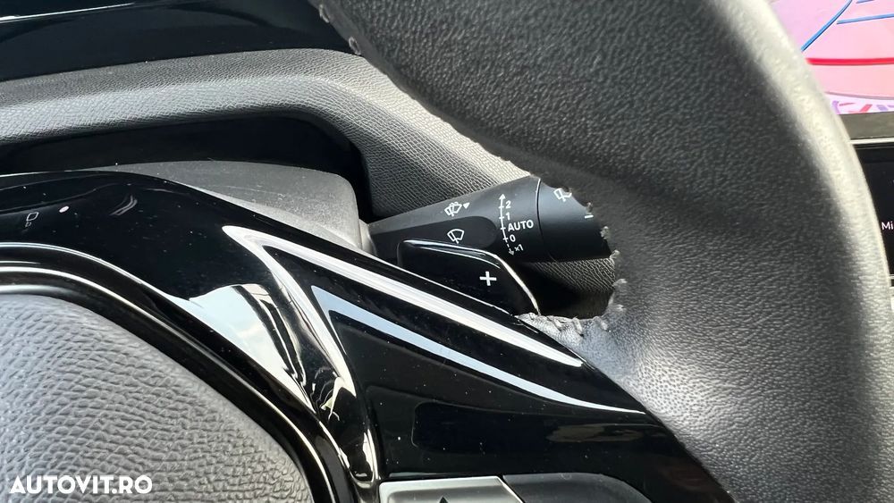 Peugeot 308 PureTech 130 EAT8 Allure - 24