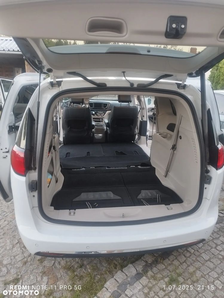 Chrysler Pacifica - 13