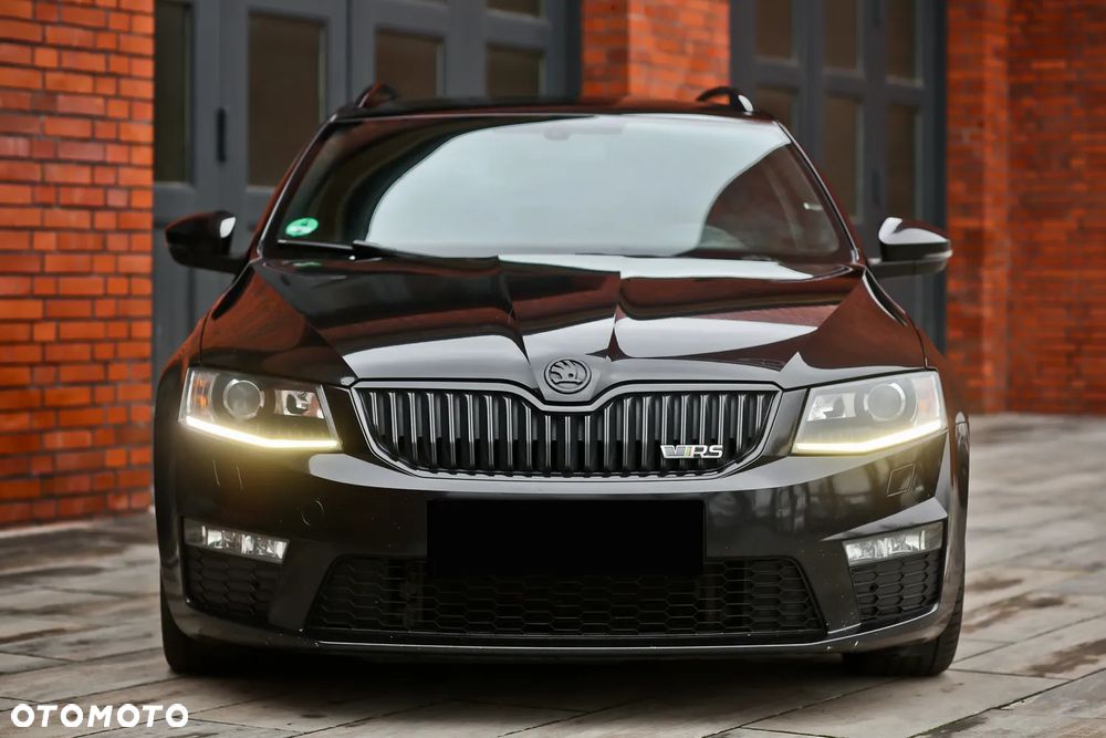 Skoda Octavia 2.0 TDI DSG RS - 6