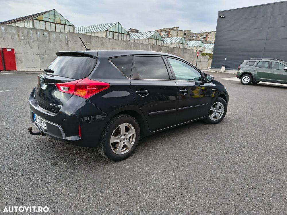 Toyota Auris - 2