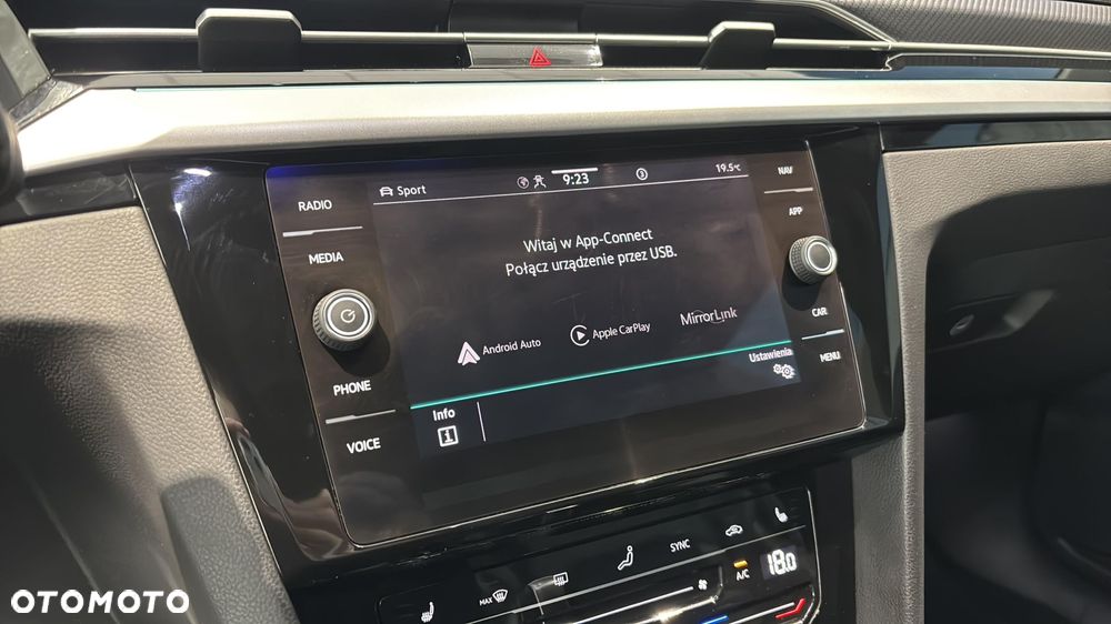 Volkswagen Arteon 2.0 TSI R-Line DSG - 23