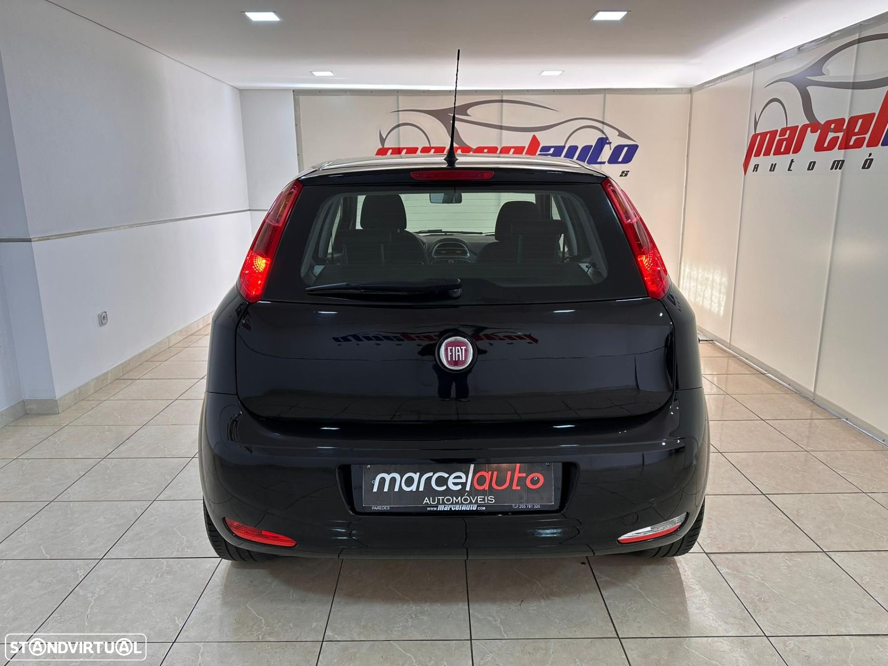 Fiat Punto 1.2 Lounge S&S - 9