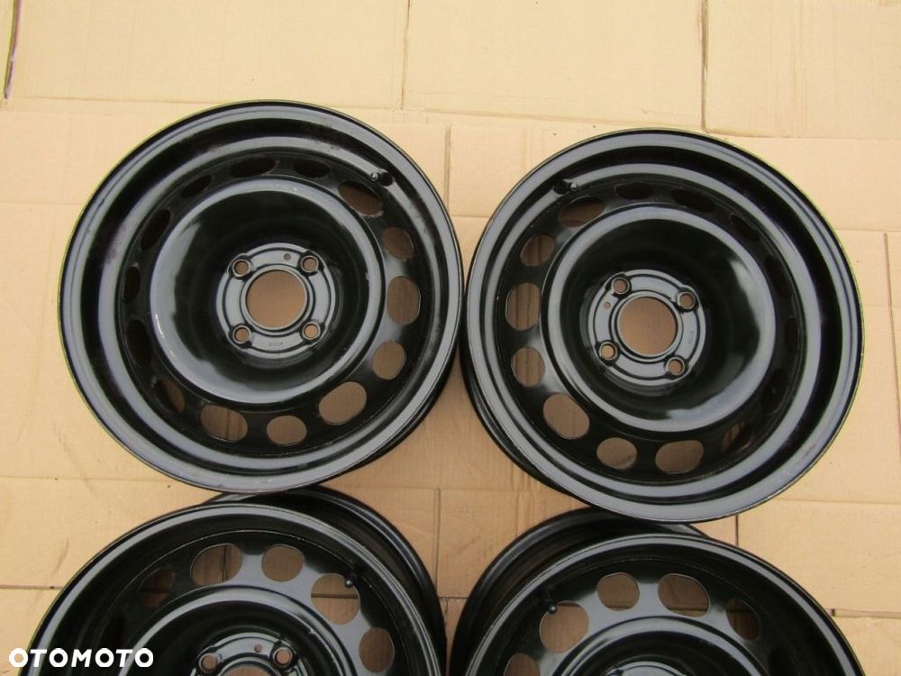 4x Felgi 15 Peugeot 308 Partner II Citroen C4 Berlingo II 6,5j 4x108 ET27 - 3