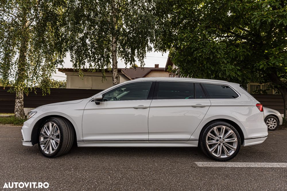 Volkswagen Passat Variant 2.0 TDI DSG R Executive - 18