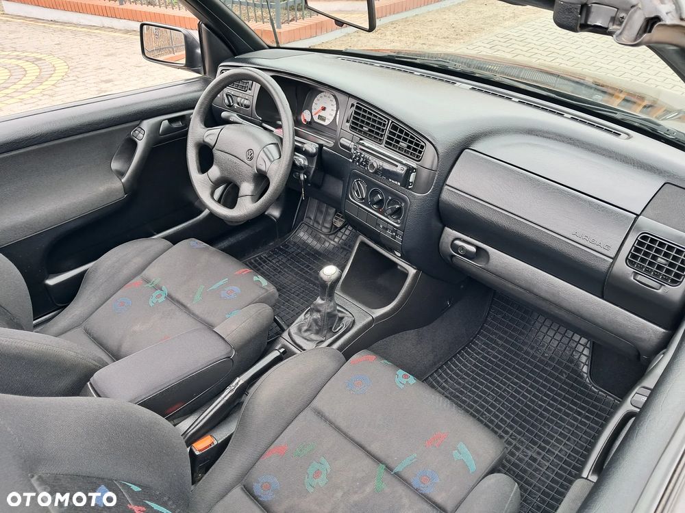 Volkswagen Golf 1.8 / 1.8 C - 9