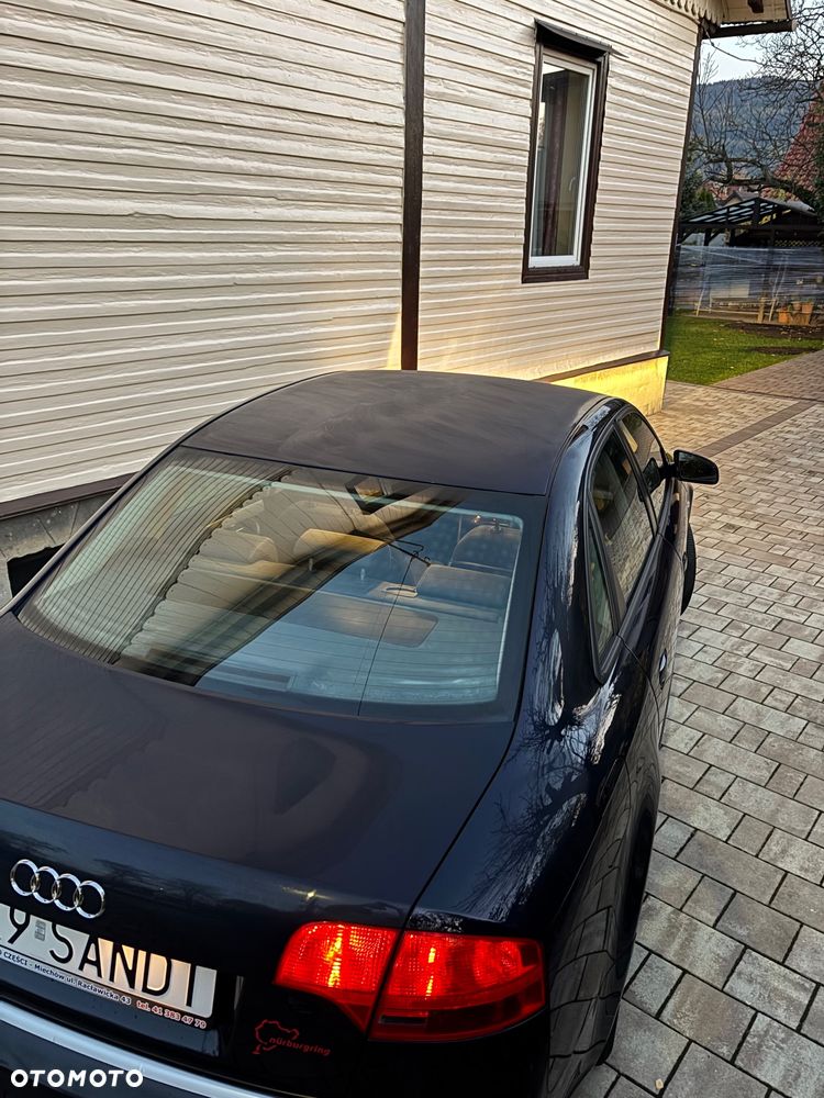 Audi A4 Limousine - 18