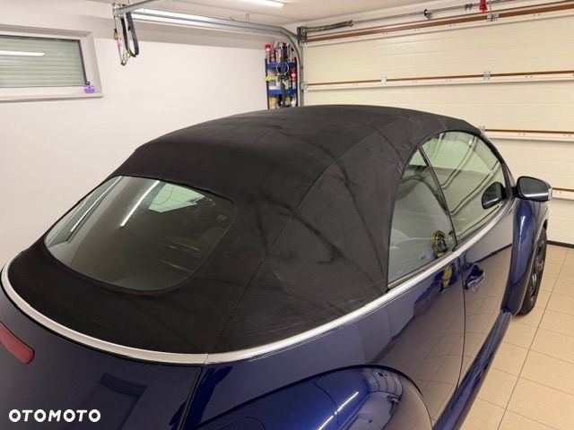Volkswagen New Beetle Cabriolet 2.0 - 37
