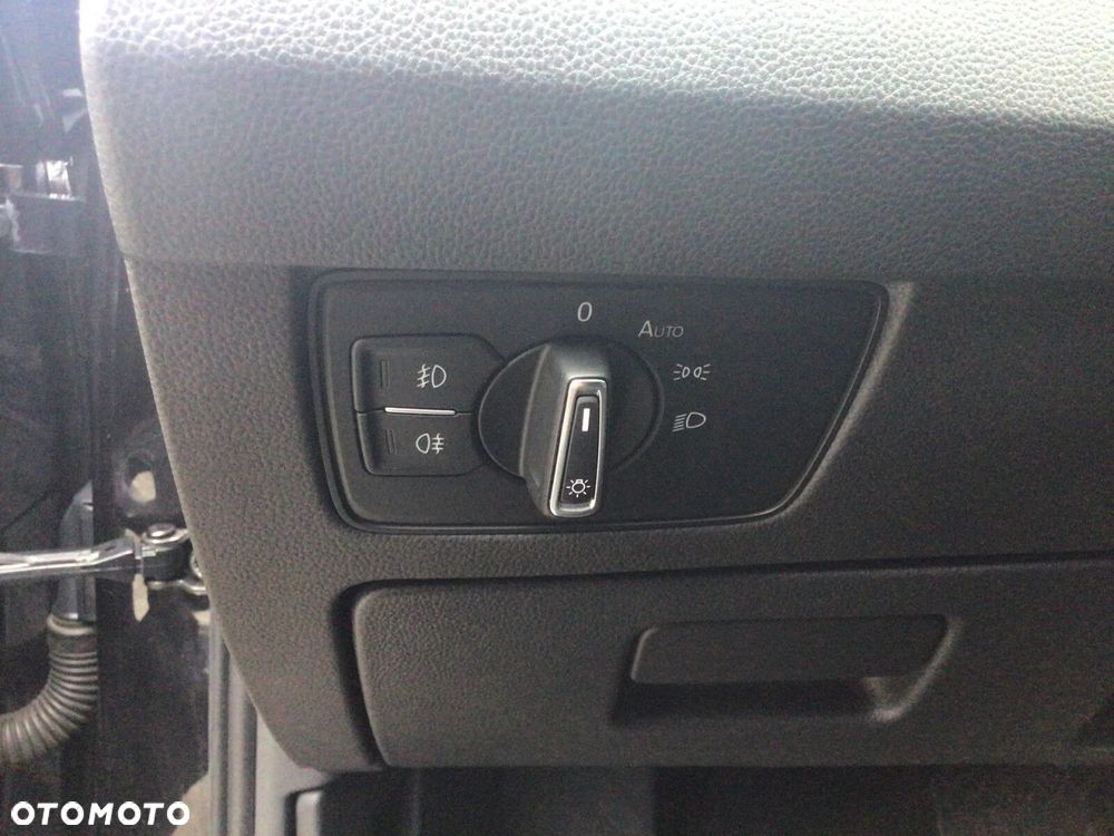 Volkswagen Passat 1.8 TSI BMT Highline DSG - 25