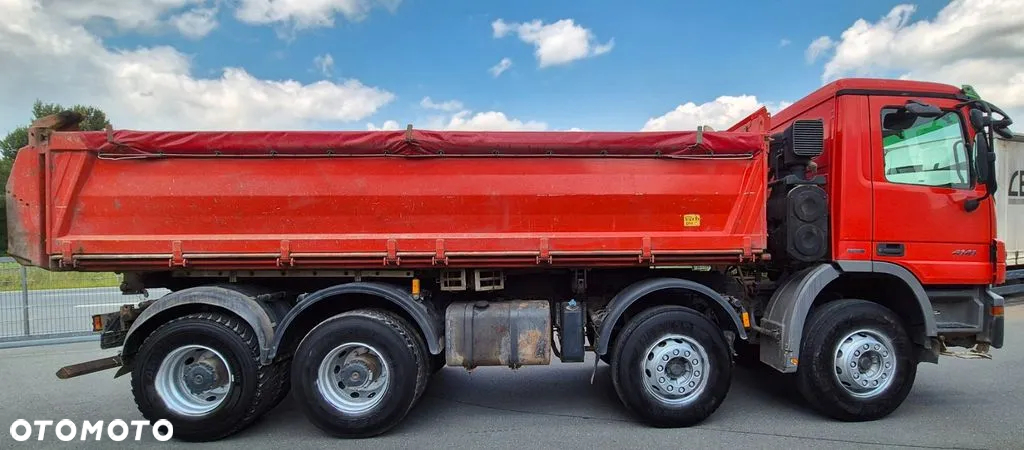 Mercedes-Benz Mercedes-Benz ACTROS 4141 Wywrotka 8x4 | Euro 5 | 408 KM | 337 798 km | 2010 - 4