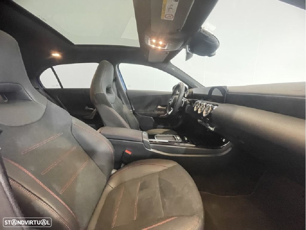 Mercedes-Benz A 250 e - 9