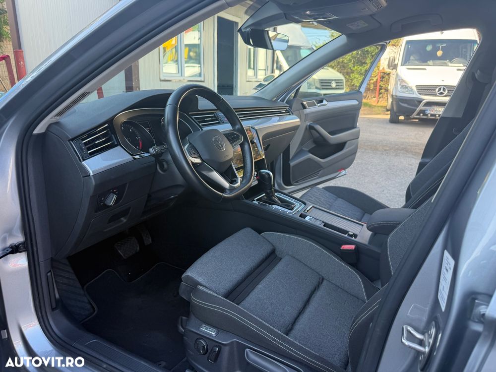 Volkswagen Passat 2.0 TDI DSG (BlueMotion Technology) Comfortline - 22