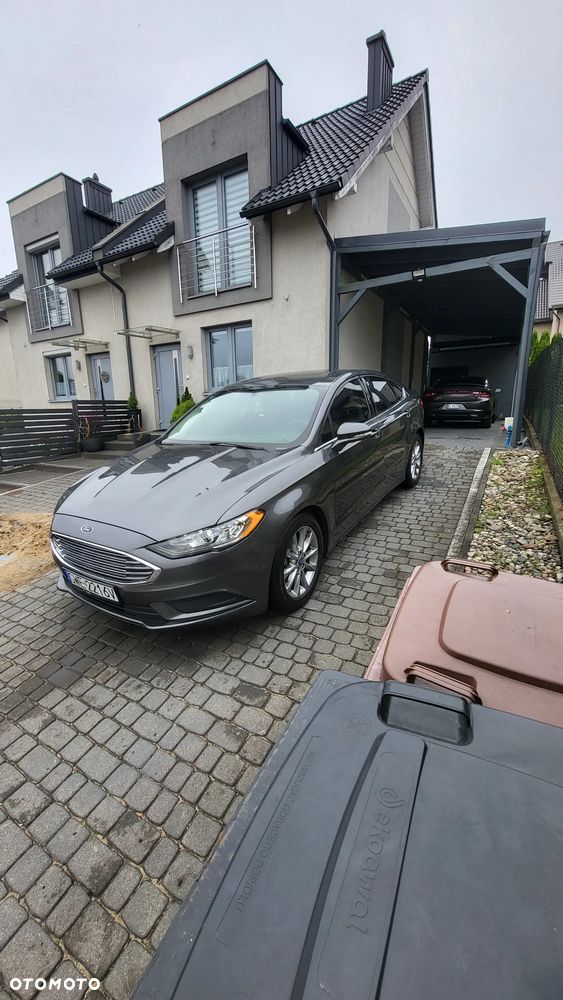 Ford Fusion - 6