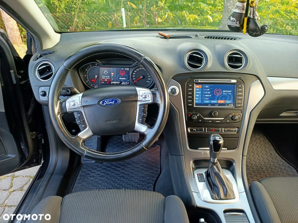 Ford Mondeo 2.0 TDCI Business Edition - 19