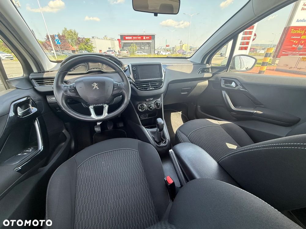 Peugeot 208 PureTech 82 Start & Stop Active - 14