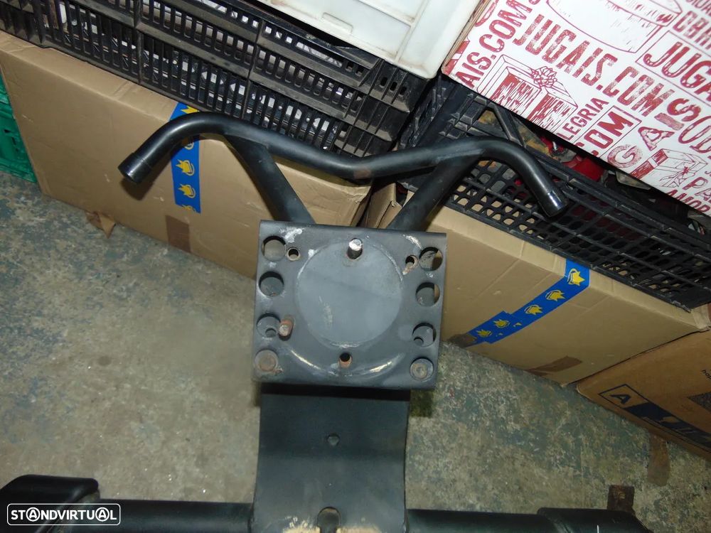 Opel Frontera A suporte pneu suplente - 2