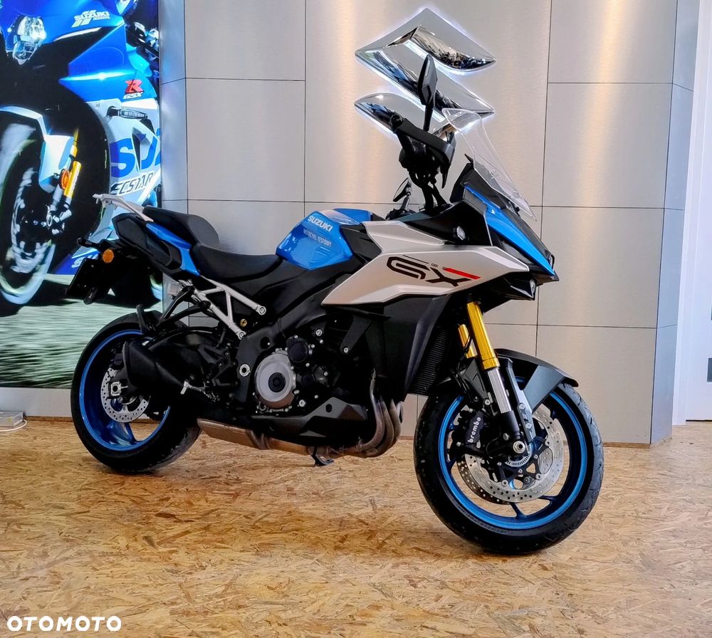 Suzuki GX - 3