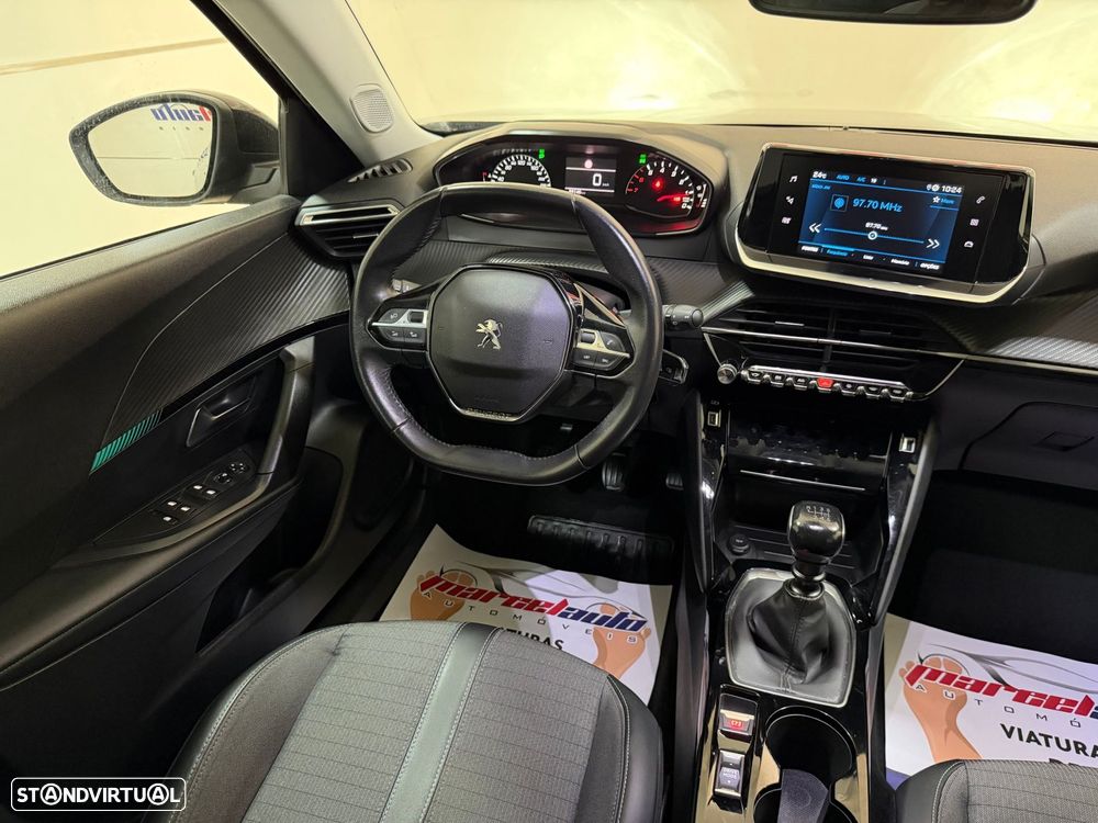 Peugeot 2008 1.2 PureTech Allure Pack - 41