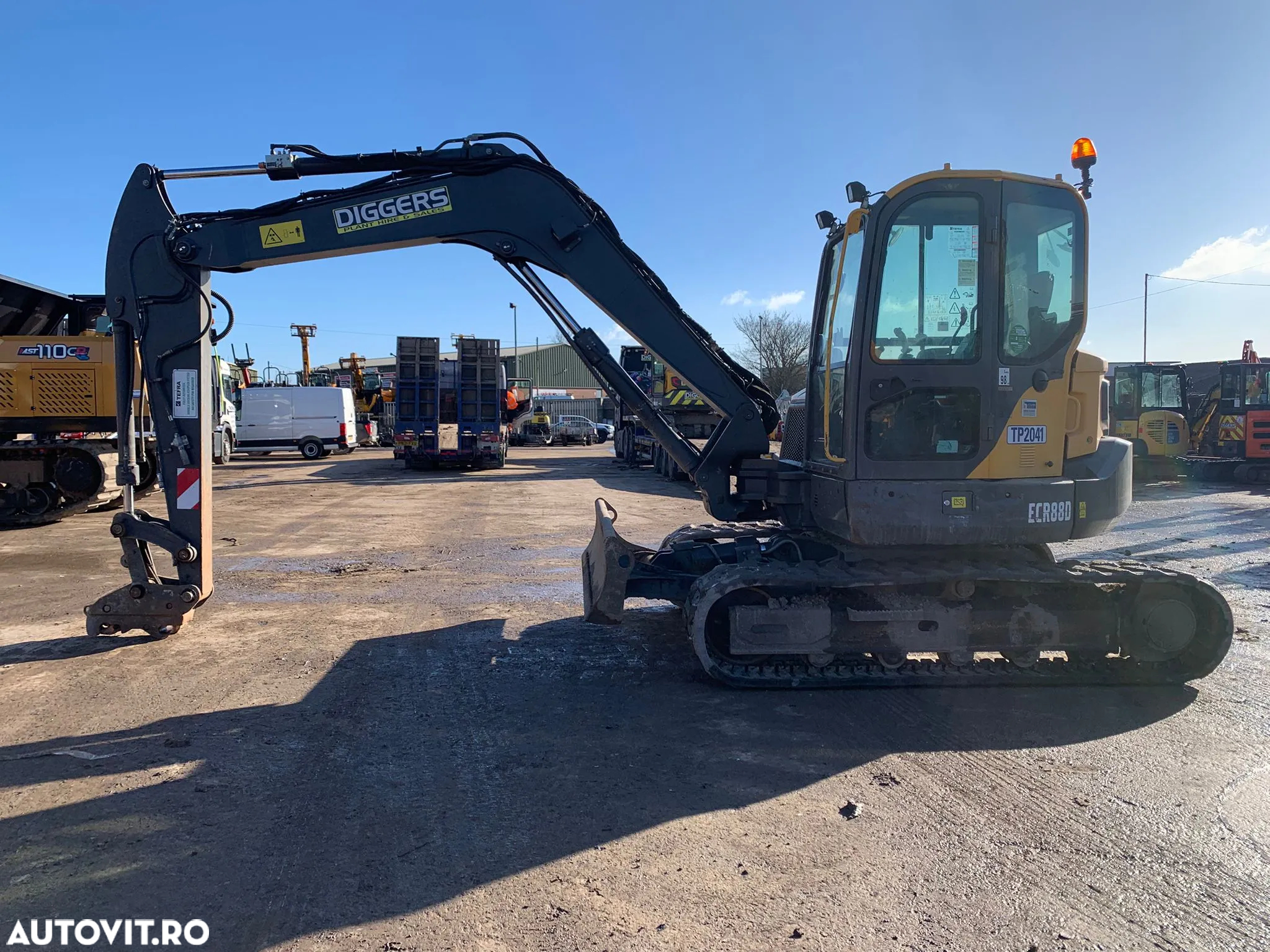 Volvo ECR88 - 15