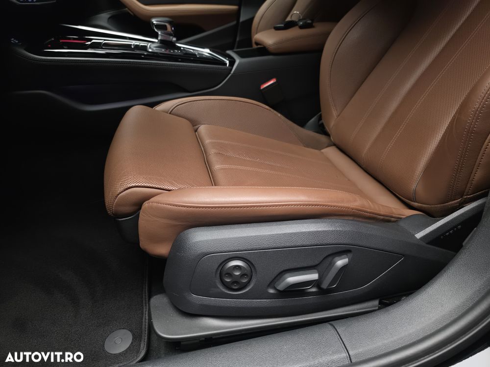 Audi A4 40 TFSI quattro S tronic S line - 9