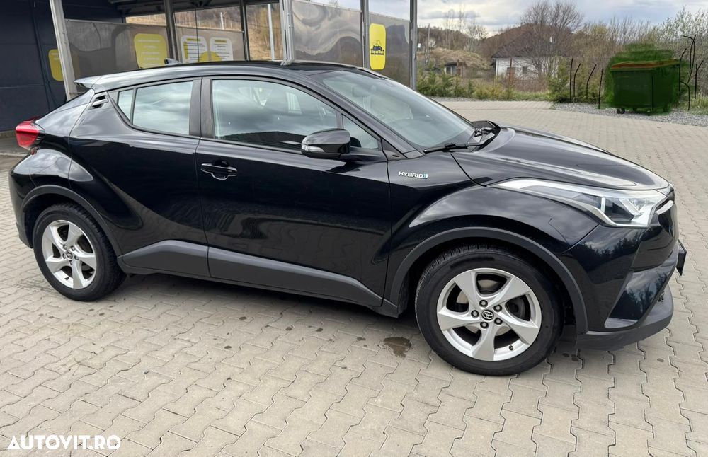 Toyota C-HR - 6