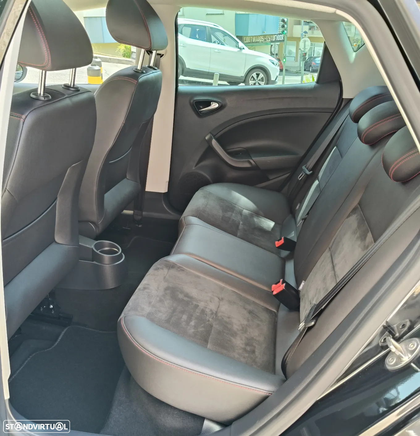 SEAT Ibiza 1.4 TDi FR - 26