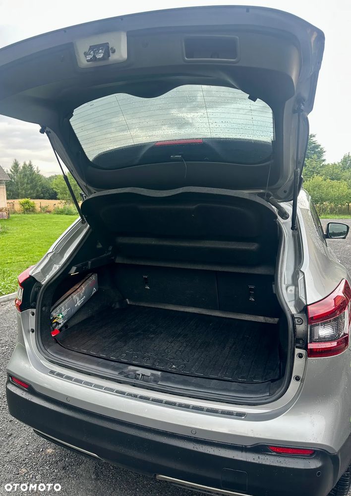 Nissan Qashqai 1.3 DIG-T N-Connecta - 11