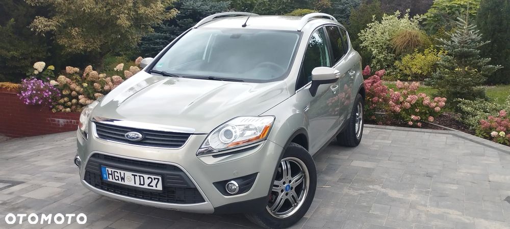 Ford Kuga 2.0 TDCi 4WD Titanium - 4