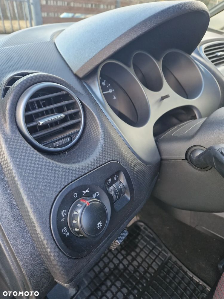 Seat Altea 1.6 Sport Edition - 30