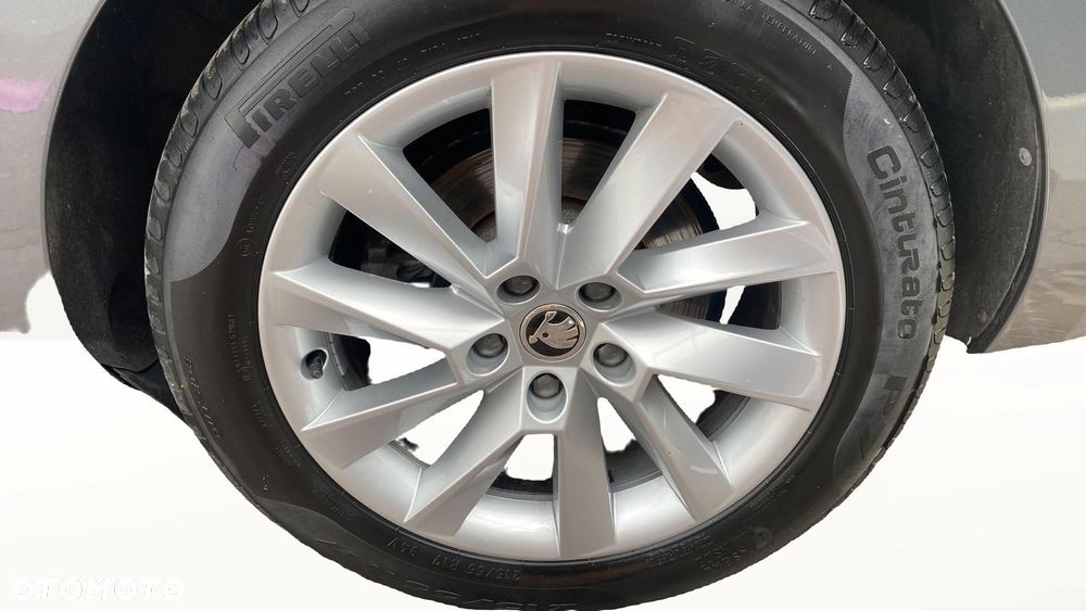 Skoda Superb 2.0 TDI SCR 4x4 Style DSG - 25