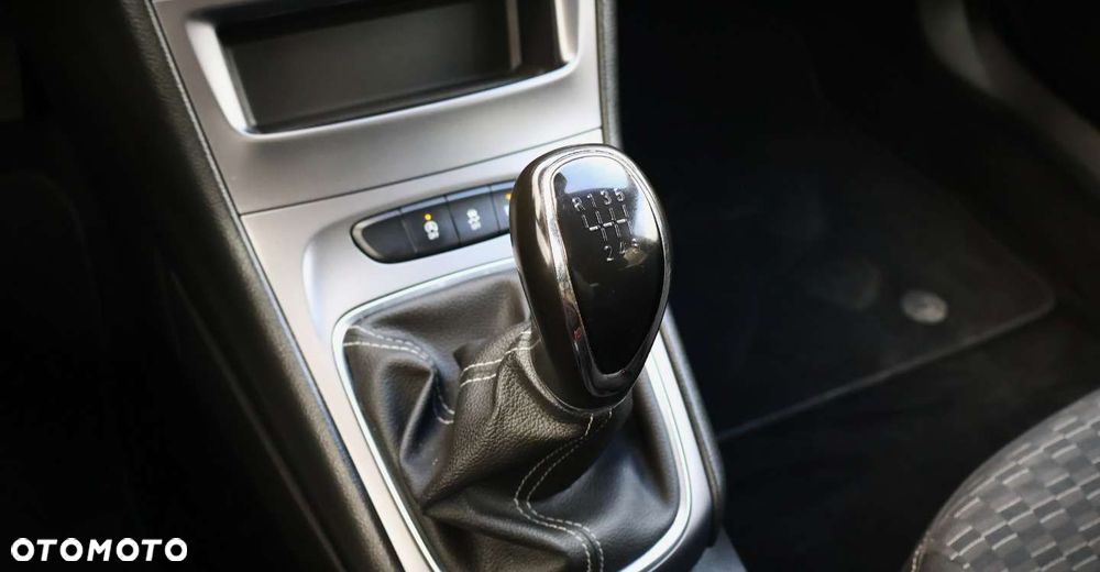 Opel Astra - 20