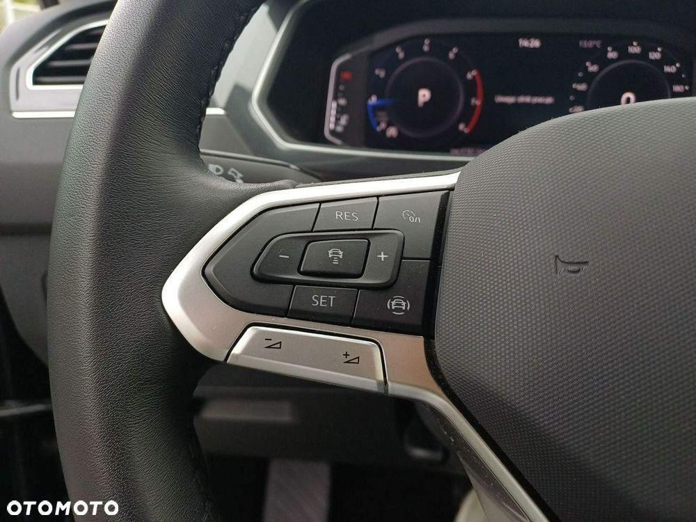 Volkswagen Tiguan 1.5 TSI EVO Elegance DSG - 25