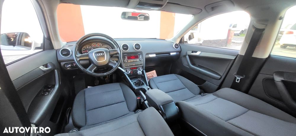 Audi A3 1.9 TDI ack Ambiente - 36