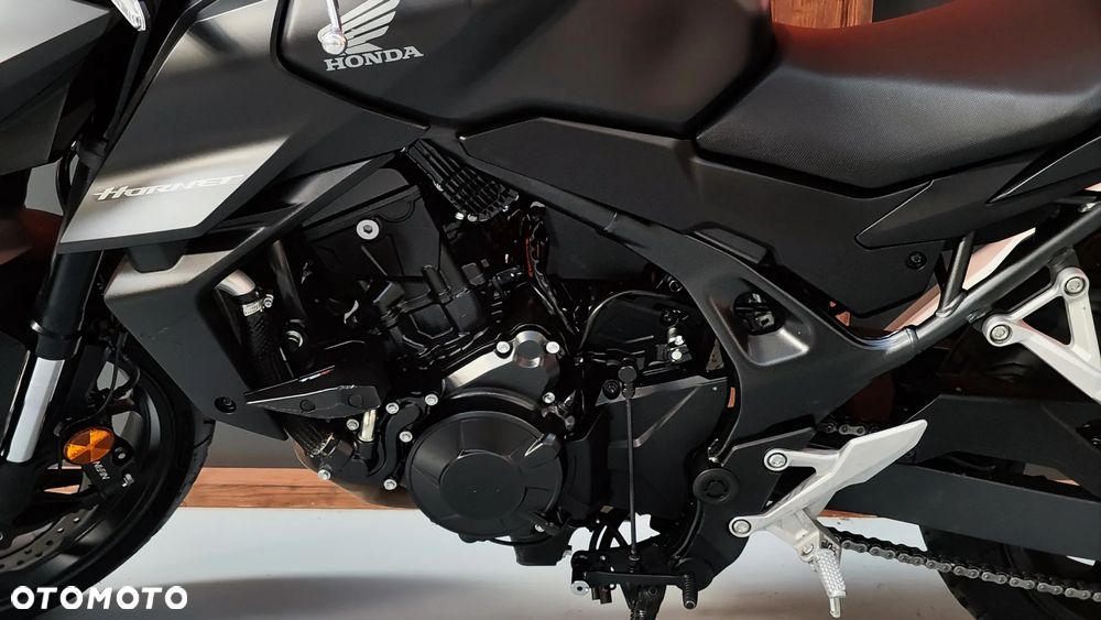 Honda Hornet - 26
