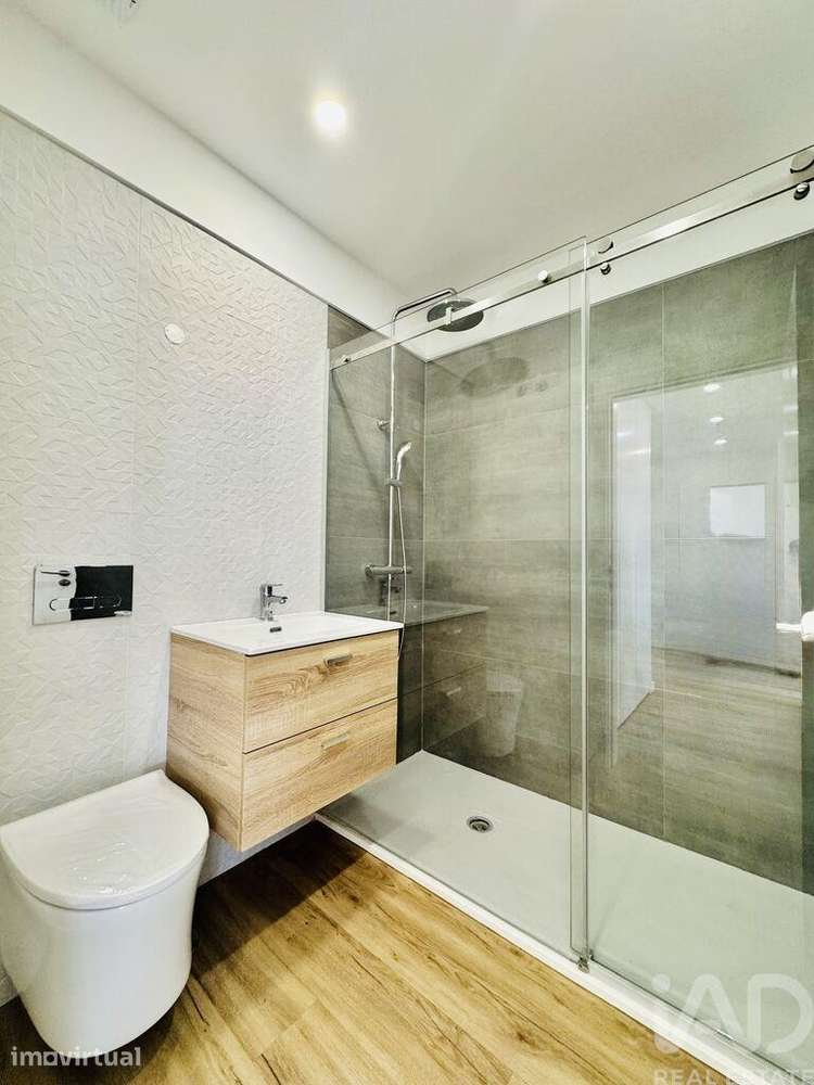 Apartamento T1 em Amora de 50 m2 - Grande imagem: 5/14