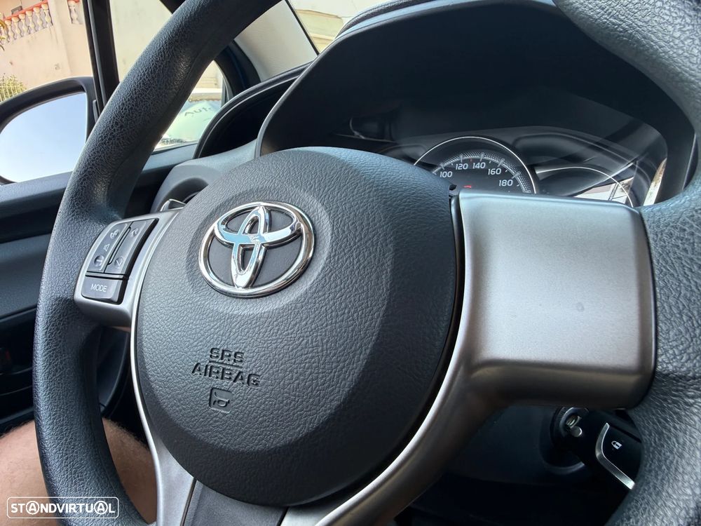 Toyota Yaris 1.0 VVT-i - 30