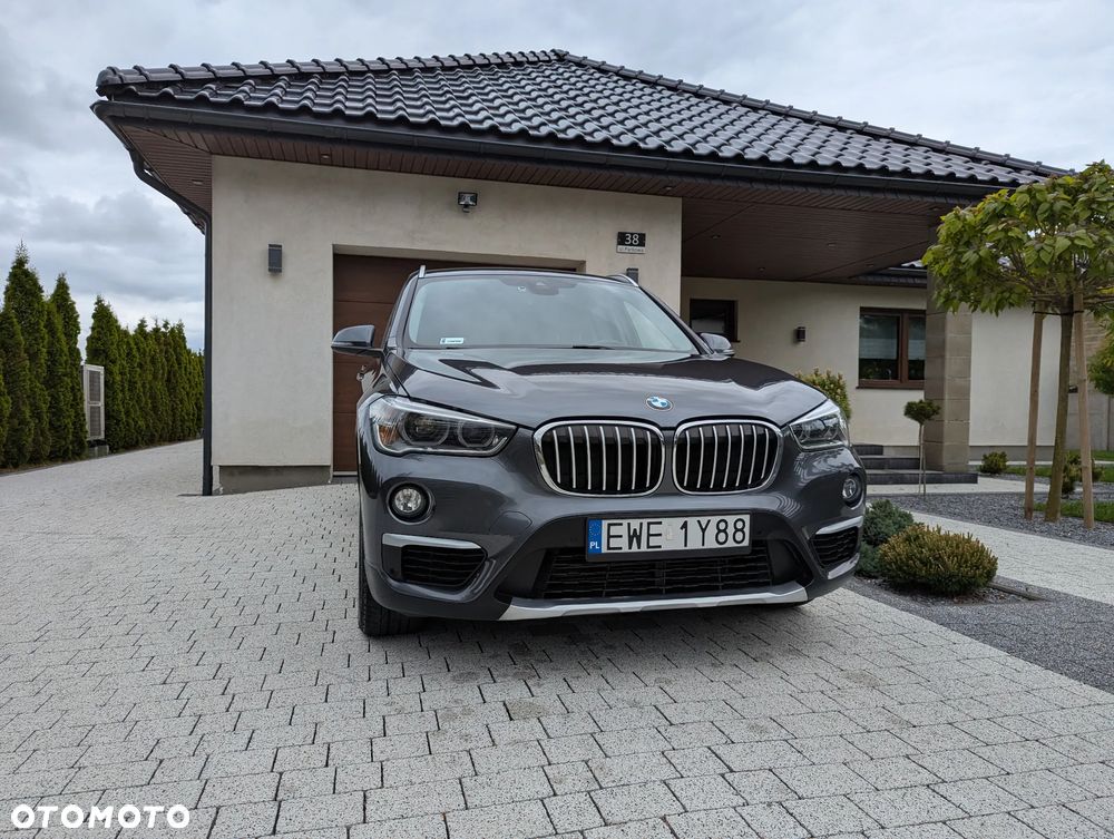 BMW X1 sDrive20d - 11
