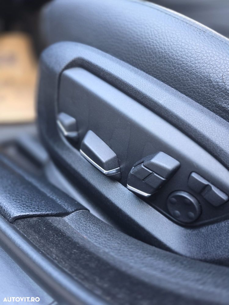 BMW Seria 5 520d Aut. Luxury Line - 35