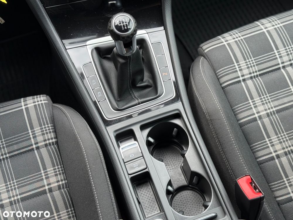 Volkswagen Golf GTD (BlueMotion Technology) - 26