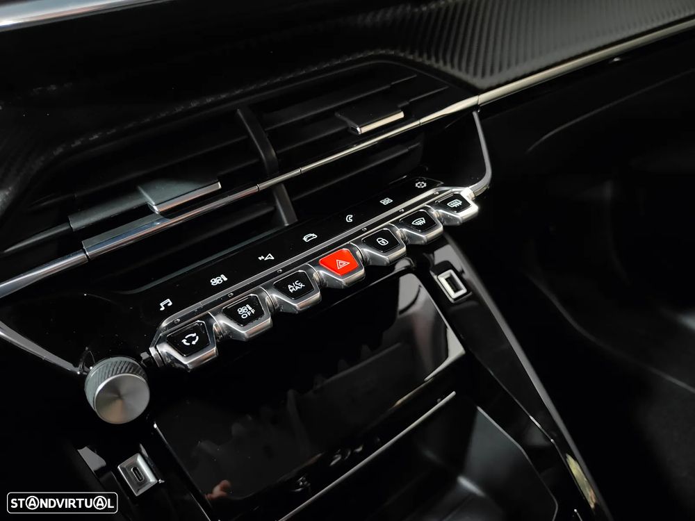 Peugeot 208 1.2 PureTech Allure EAT8 - 41