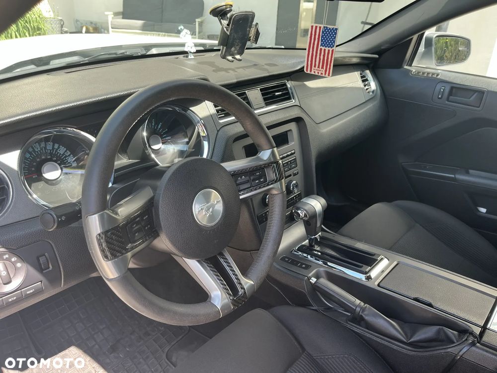 Ford Mustang 5.0 V8 GT - 18