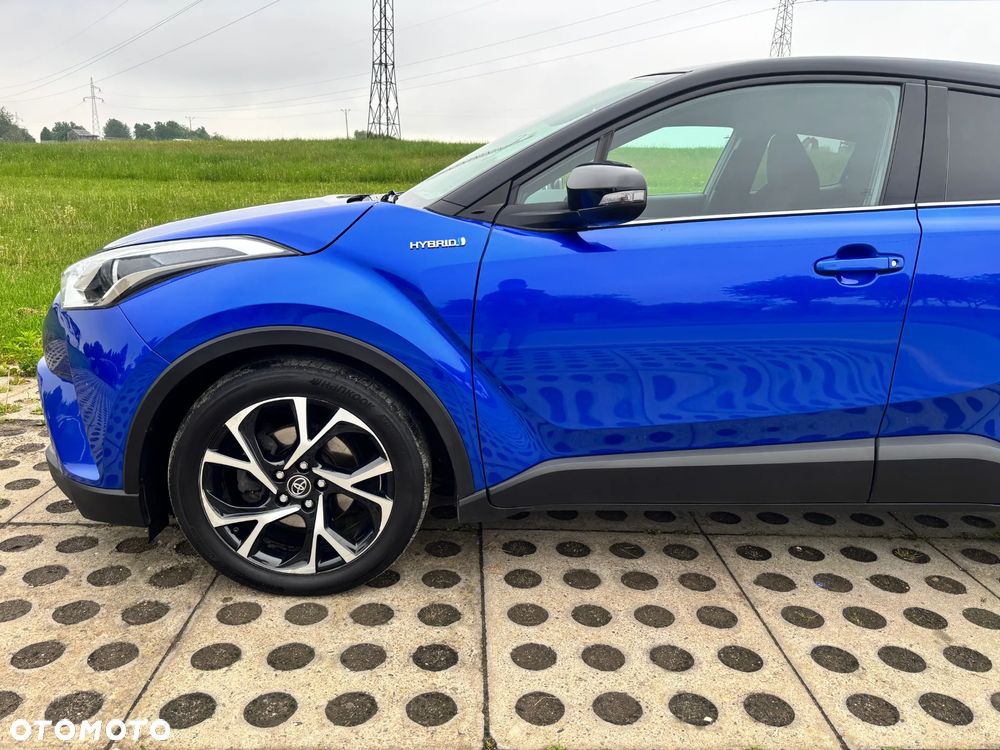 Toyota C-HR Flow - 13